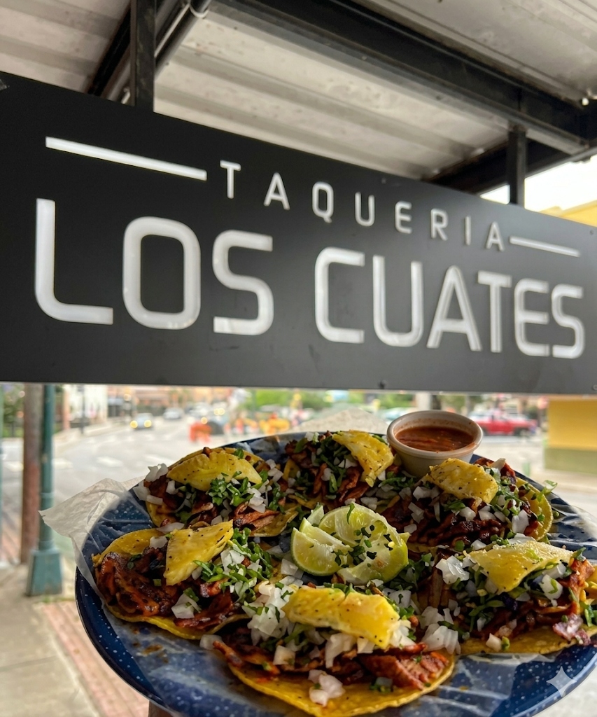 Taqueria Los Cuates Storefront